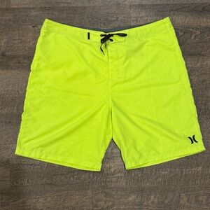 Hurley Board Shorts Men’s Neon Yellow Size 38 Swim Trunks Surf